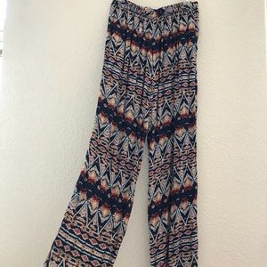 Solitaire patterned pants